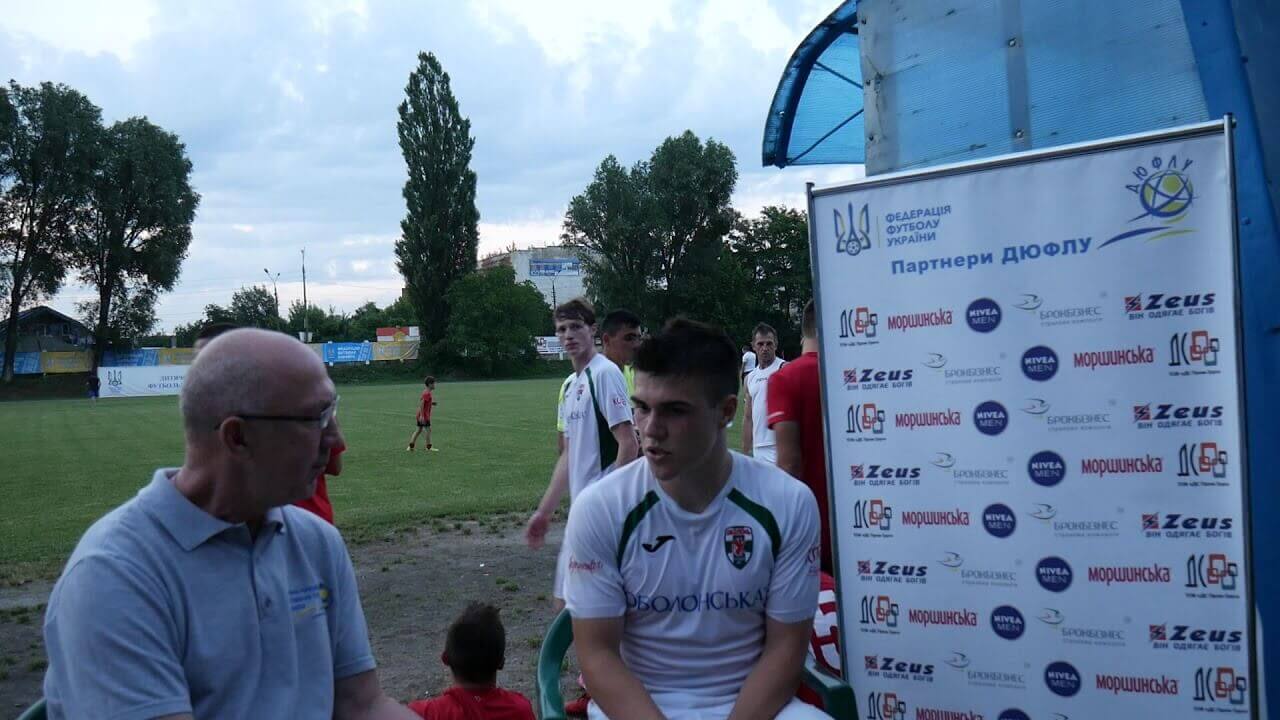 video-img